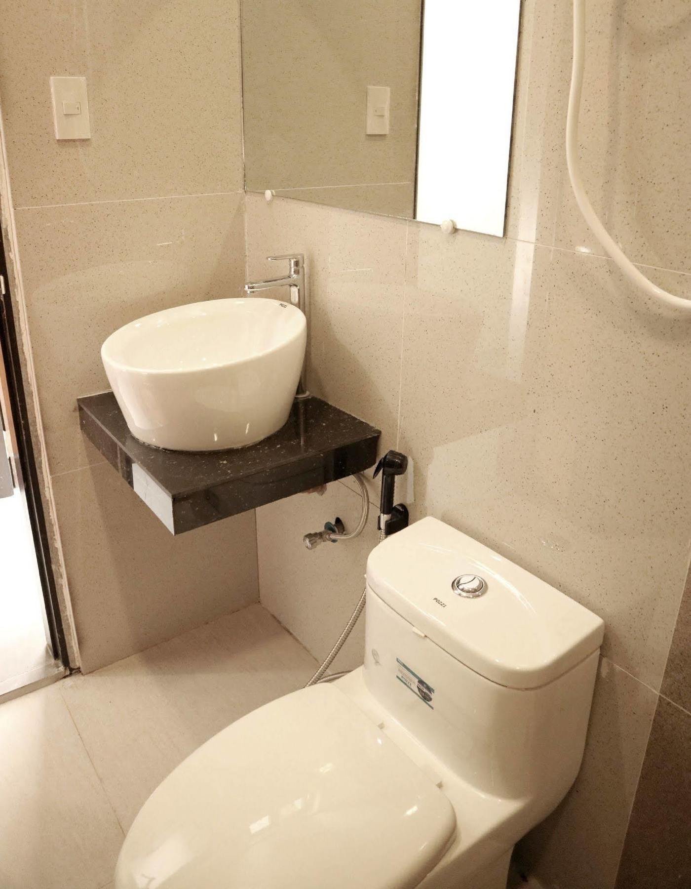 Westgate Hotel Laoag Extérieur photo