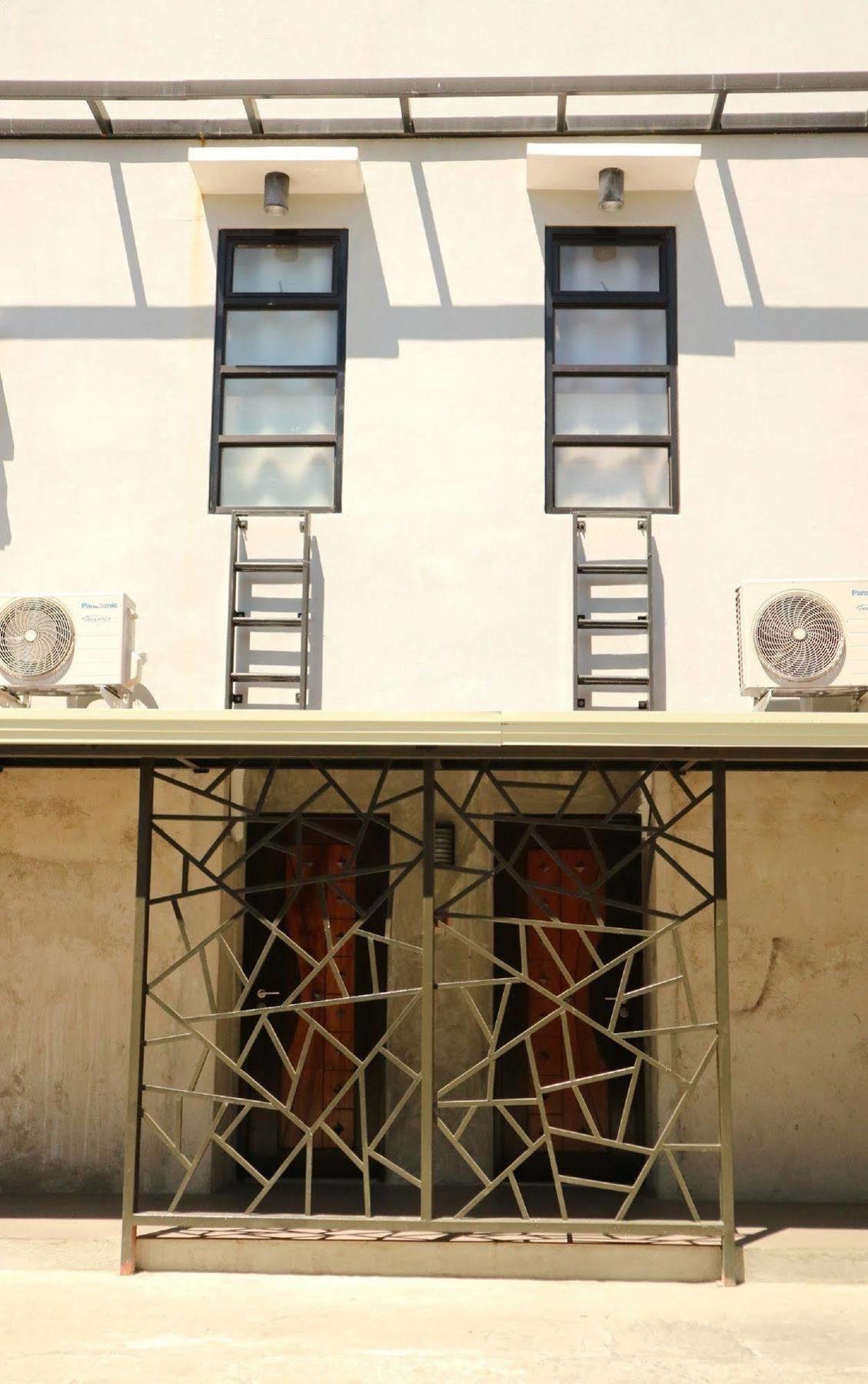 Westgate Hotel Laoag Extérieur photo
